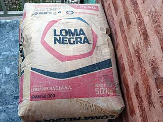 Bolsa_de_cemento_Loma_Negra_01