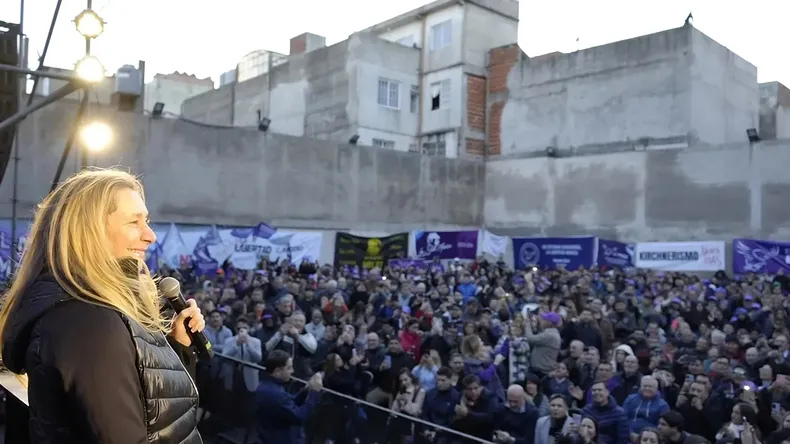 karina-milei-aparecio (2)