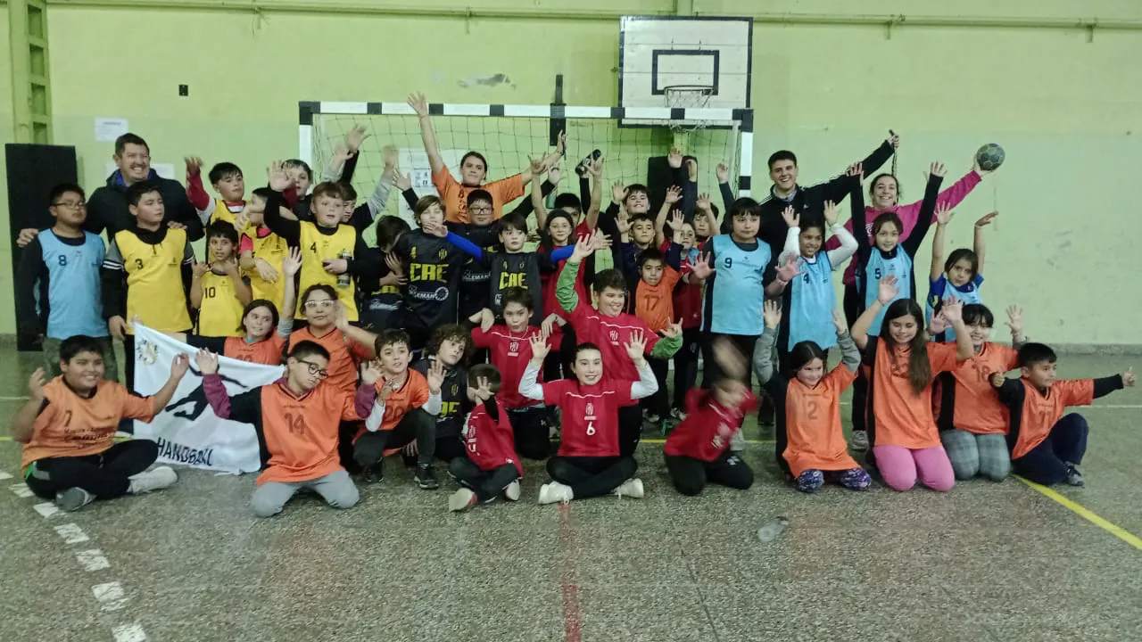 Deportes-Escuela-Municipal-Handball-1