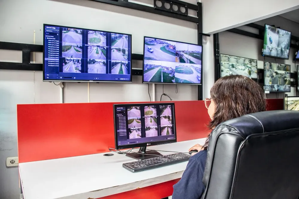 3d775374-77cb-4ffa-9345-1ce86f601676