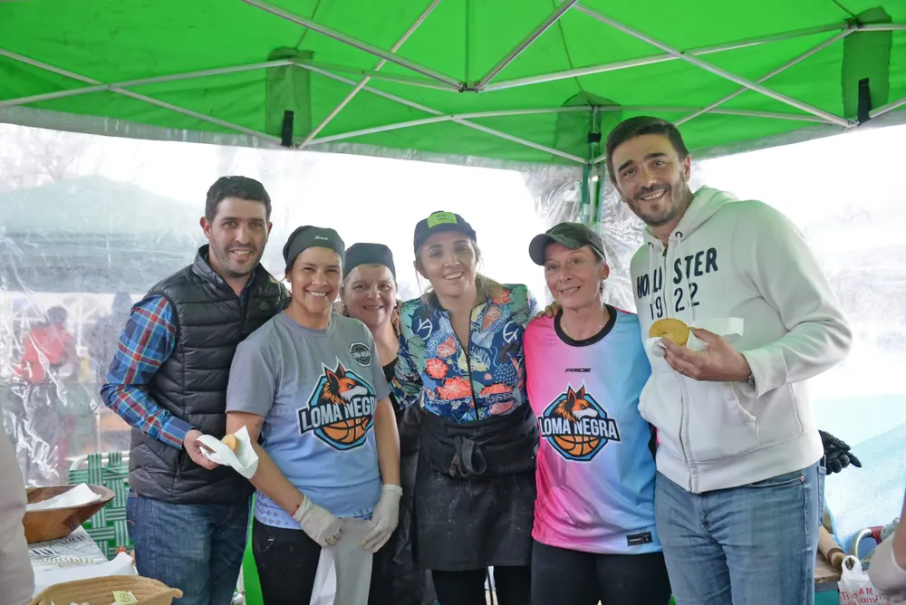 Delegaciones-Fiesta-Torta-Frita-Loma-Negra-4-scaled