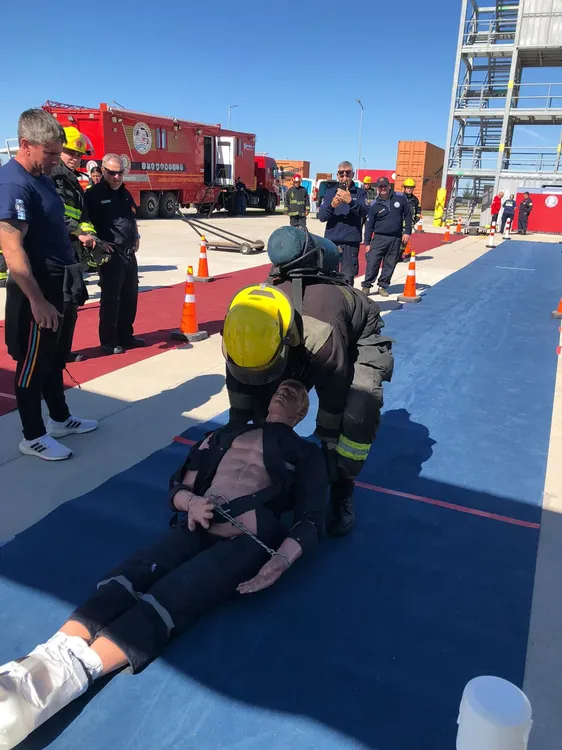 6786d588-1403-4b79-a935-249180e8a10d - copia