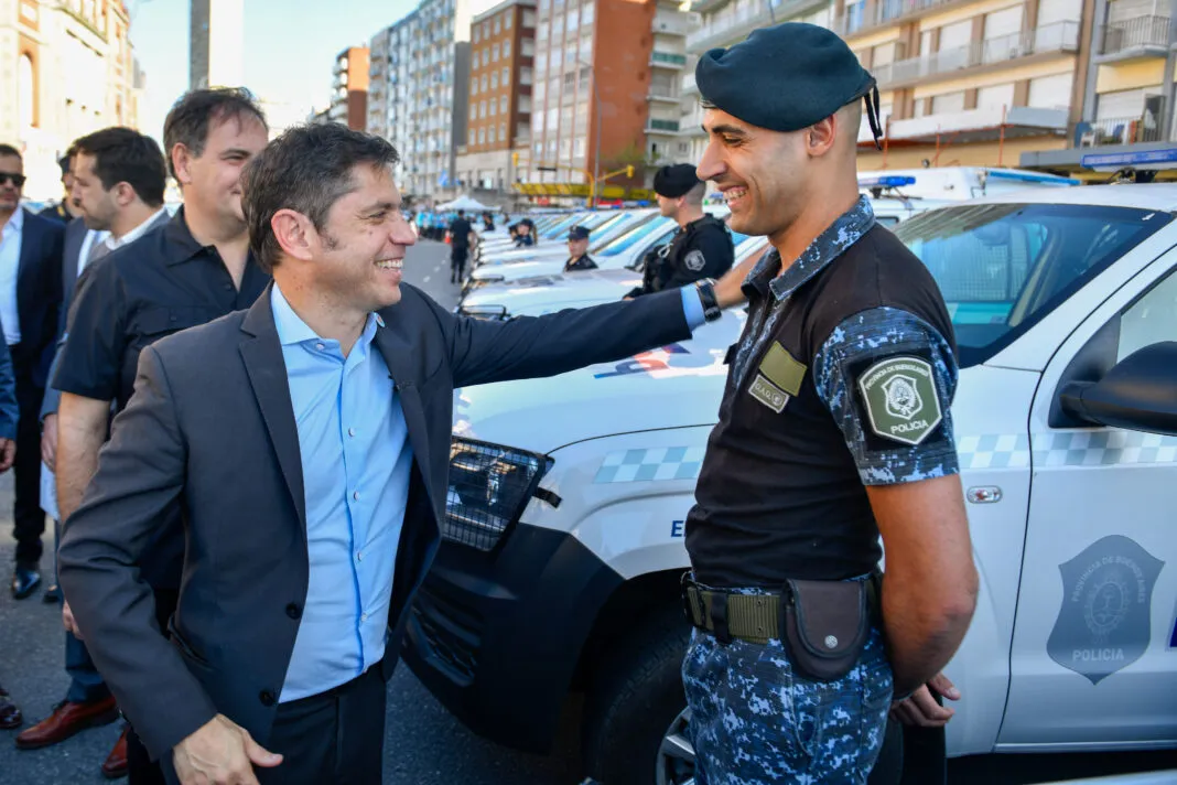 Kicillof-policia-1068x712