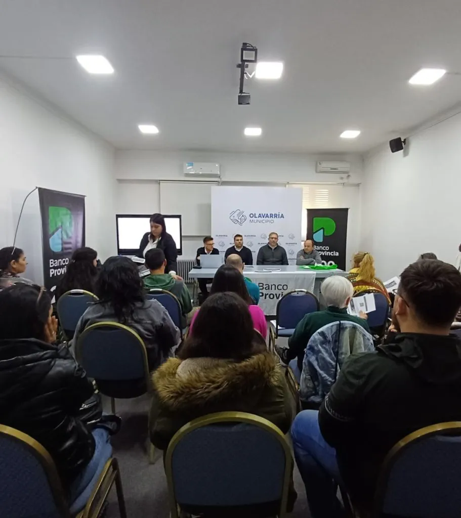 Reunion-Banco-Provincia-2-911x1024